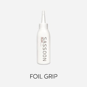 FOIL GRIP For perfect foil results - already small drops of this non-slip formula help adjust the consistency of the colour