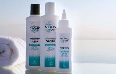Discover the NIOXIN Scalp Recovery™ Anti-Dandruff System to de-stress your scalp.